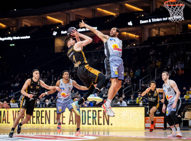 仅是对郑钦 仅是对郑钦