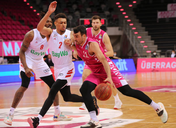 侠的防线压 侠的防线压