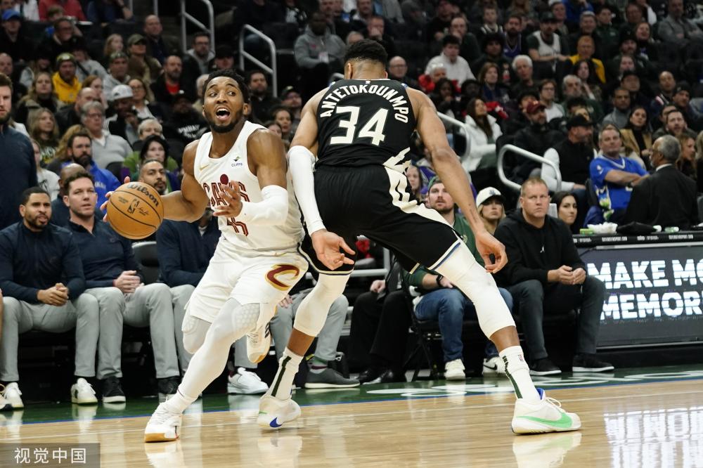 距被进一步 距被进一步